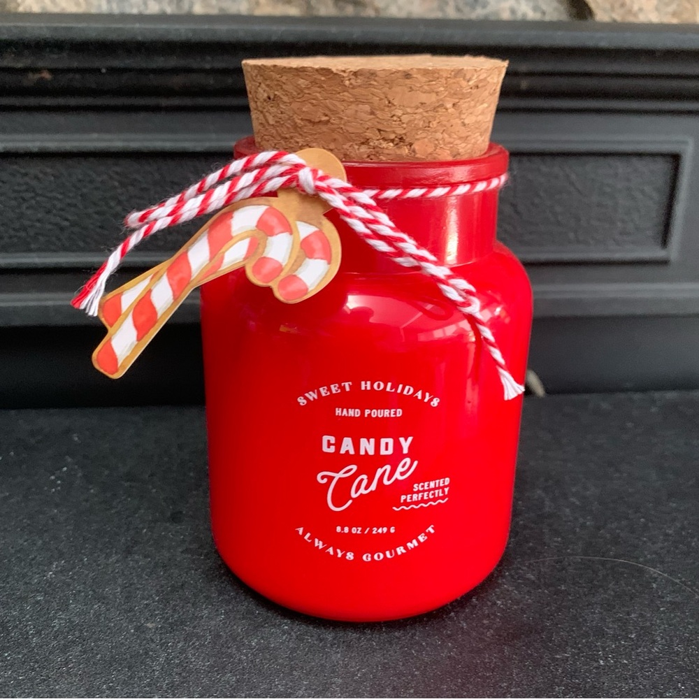 Sweet Holidays Always Gourmet Candy Cane Hand Poured Scented Candle 8.8oz